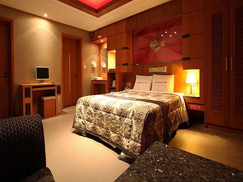 Rampart Hotel Suwon Ngoại thất bức ảnh